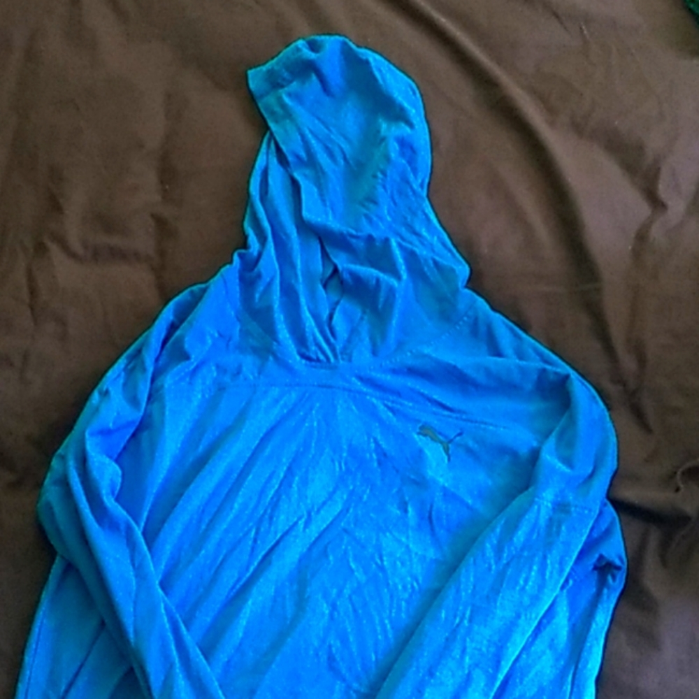 Long-sleeved t-shirt